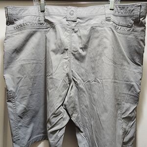 2 Pair Wrangler Cargo Shorts Men's 46 Gray 7 Pockets Casual Outdoor Grey Lot